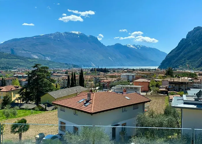 Visioni Lake View Rooms&Breakfast - Adults Friendly